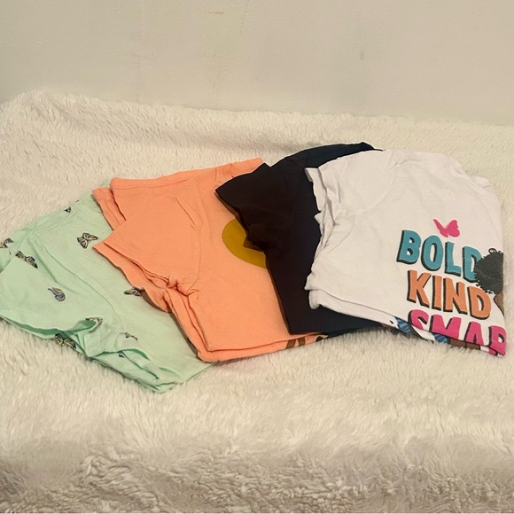 Like NEW! Kids Tee Bundle - Picture 2 of 7